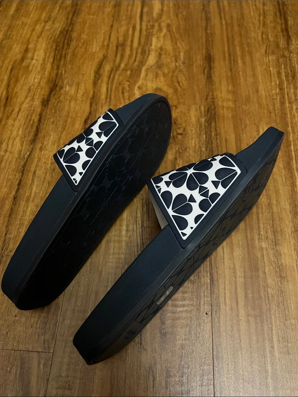 kate spade Black & White Floral Pattern Slide Sandals